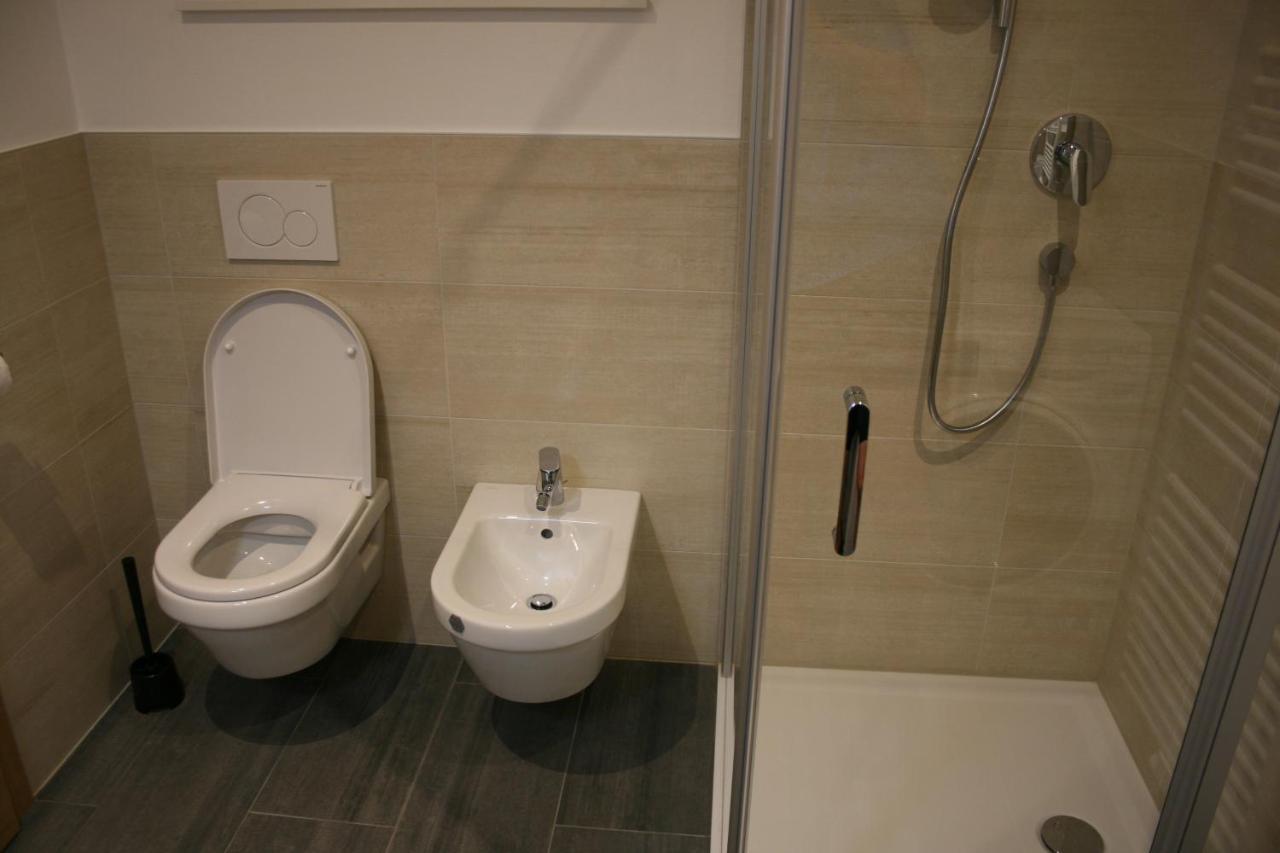 Residence Weinberg 8 Налес Екстериор снимка